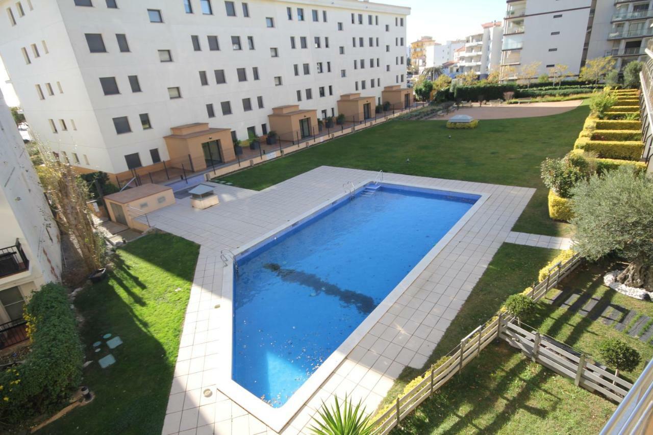 Milleni 3222 Apartment โรเซส ภายนอก รูปภาพ